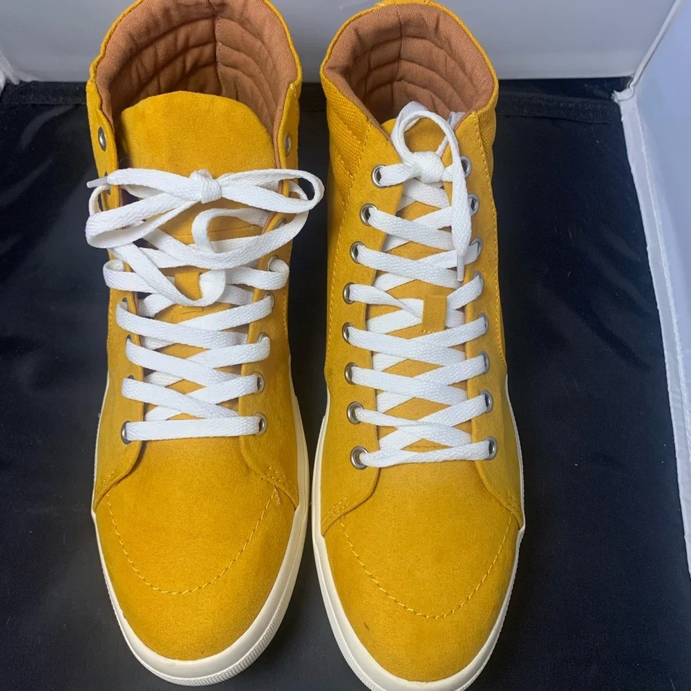Sun + Stone Jett‎ High Top Sneakers Yellow Canvas Men’s Size 9 New in Box
